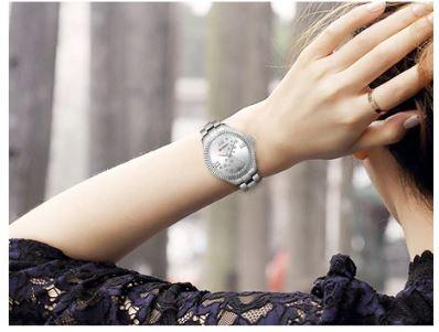 Elegant Stainless Steel Ladies Wristwatch