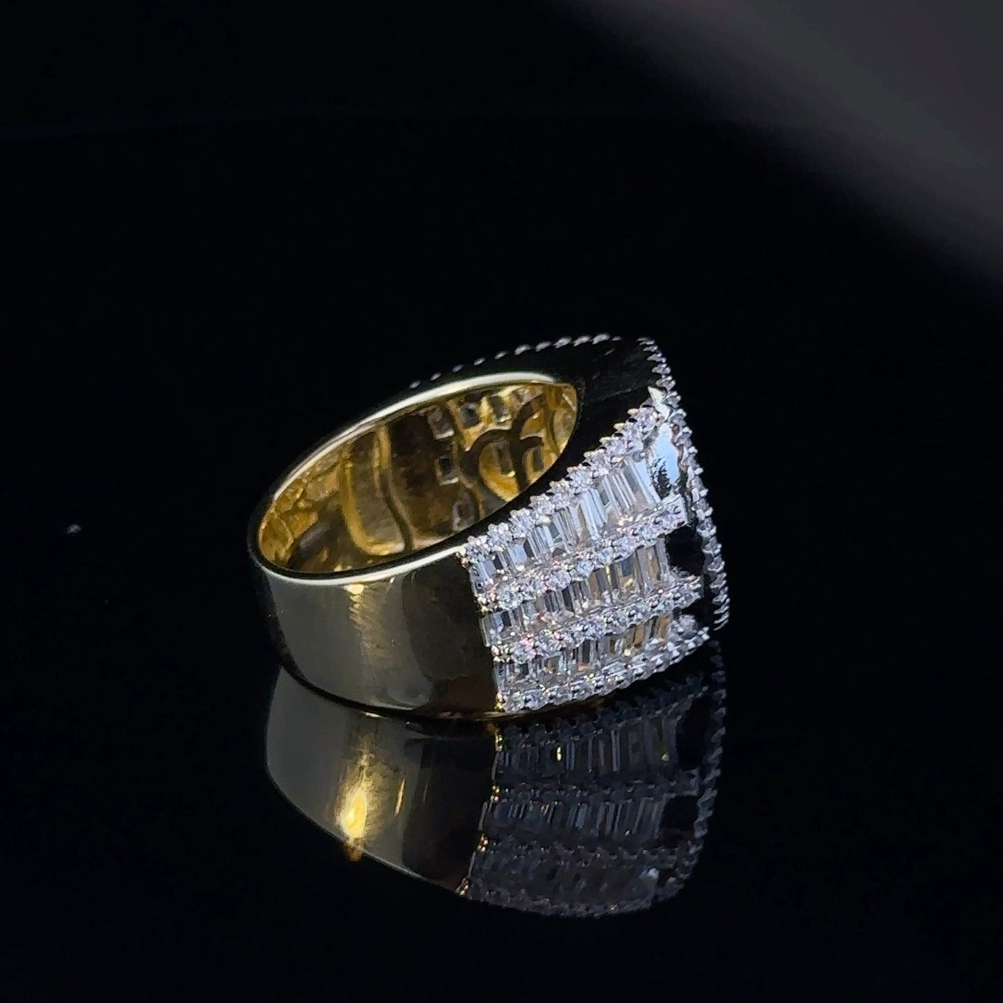 Men’s Hip Hop Iced Out Ring